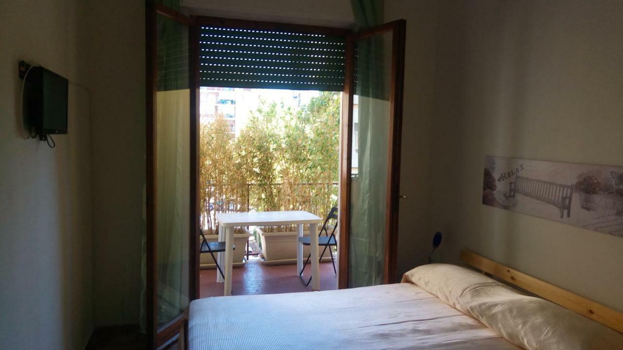 Lovelybed Aprilia Esterno foto