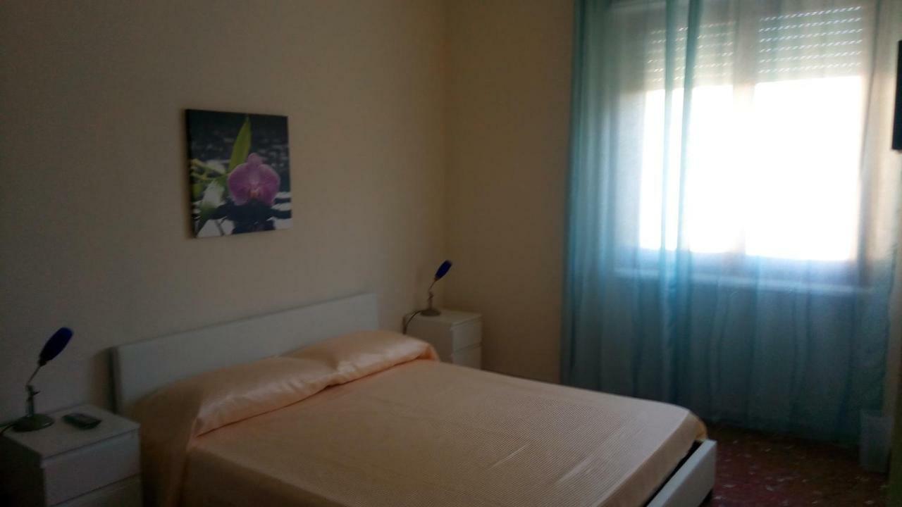 Lovelybed Aprilia Esterno foto