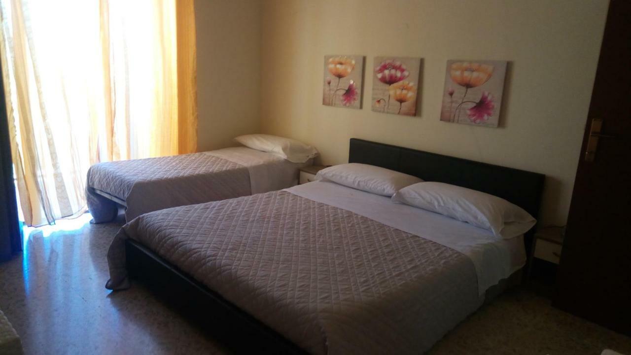 Lovelybed Aprilia Esterno foto